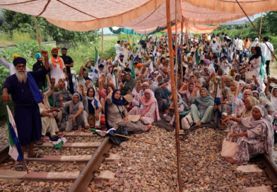 ਕਿਸਾਨਾਂ ਦੇ ‘ਰੇਲ ਰੋਕੋ’ ਅੰਦੋਲਨ ਦਾ ਵੱਡਾ ਅਸਰ, ਕਈ ਰੇਲਗੱਡੀਆਂ ਪ੍ਰਭਾਵਿਤ, ਯਾਤਰੀ ਹੋਏ ਖੱਜਲ-ਖੁਆਰ